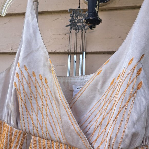 Dress - Picture 7 of 8